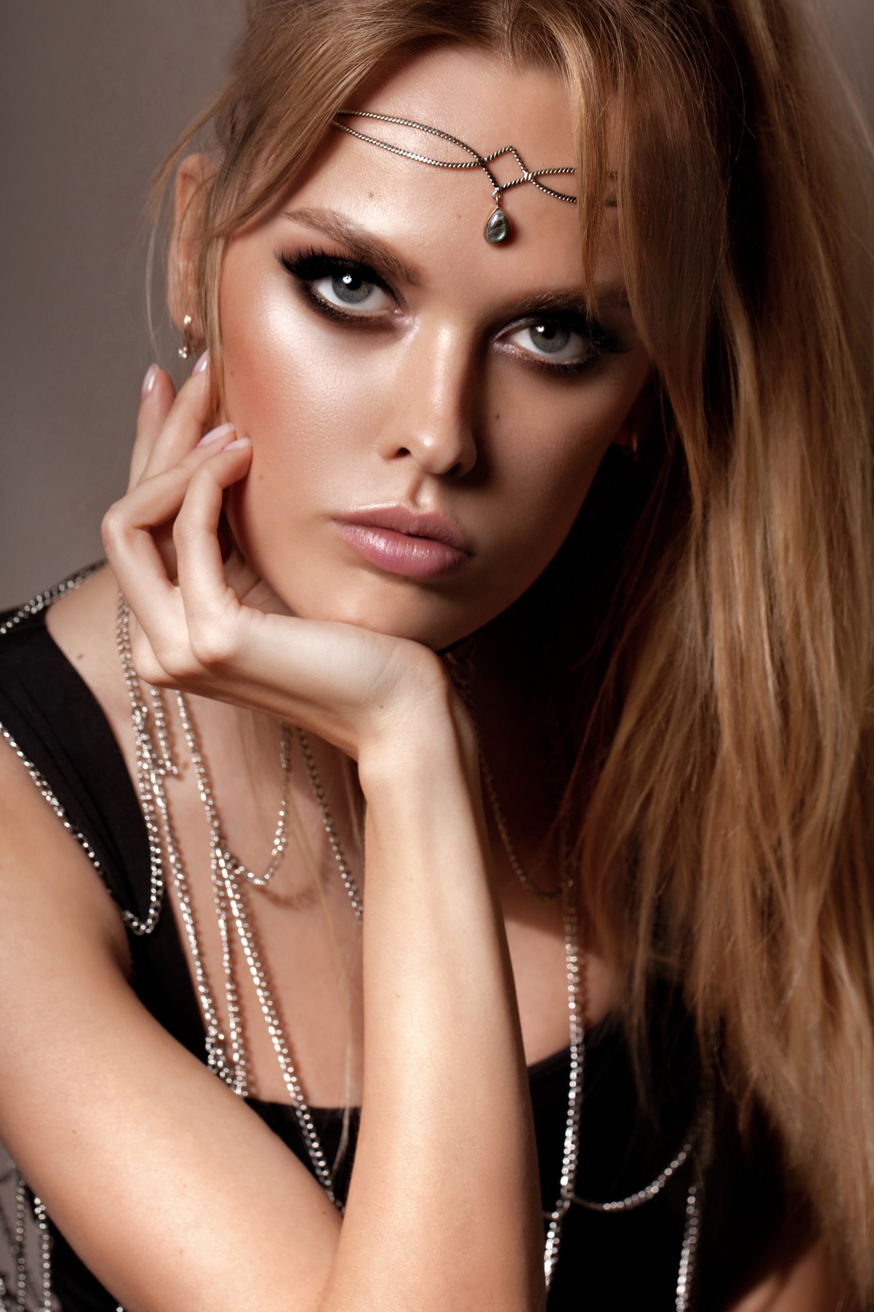 Forever Models | Los Angeles, San Diego, Orange County California, Las Vegas, Miami, & New York | Top Modeling Agency For Women, Teens, & Teenagers (Teenage Girls)