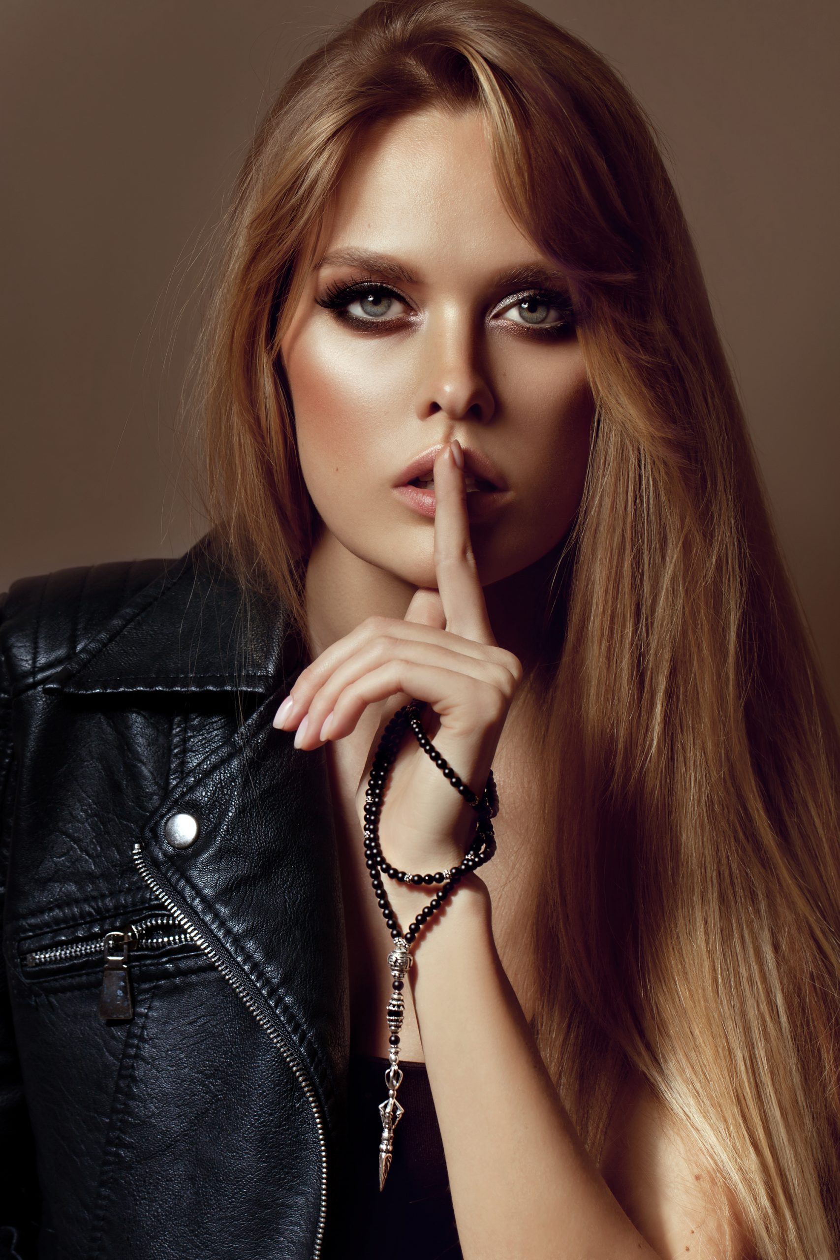 Forever Models | Los Angeles, San Diego, Orange County California, Las Vegas, Miami, & New York | Top Modeling Agency For Women, Teens, & Teenagers (Teenage Girls)